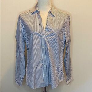 GAP Blue and White Button Down Shirt Elegant Top